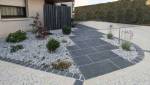 Allée de jardin minérale