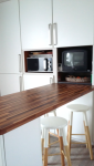 Ilot de cuisine avec partie rangement et bar