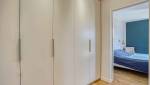 Grand dressing aménagé