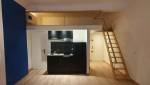 Studio après rénovation – cuisine et mezzanine