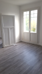 Sol pvc imitation parquet, rénovation murs et plafonds