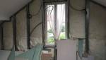 Travaux en cous dans cette future chambre de petite fille sous les combles d'une maison en région parisienne