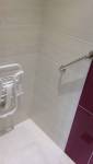 Siège de douche rabattable