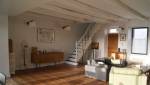 Salon sur parquet massif