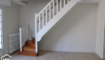 Rampe d'escalier repeinte