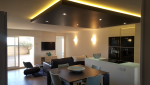 Faux plafond avec rétro éclairage