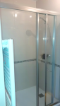 Douche avec paroi coulissante
