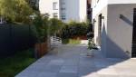 Terrasse en dalle sur plots, bacs corten à Sierentz