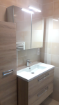 Salle de bain meuble vasque et colonne de rangement