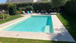 Construire une piscine dans son jardin à Deauville