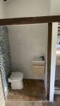 Sanitaires rénovés d’un mas dans les Cévennes La Maison Des Travaux d’Alès