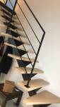 Pose d'un escalier en bois à Trouville