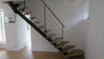 Installation d'un escalier en bois avec garde-corps filaire en métal et bois - Pornic 44210