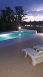 Terrasse et Plage de Piscine - Lyon / Décines