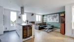 Rénovation complète d'une cuisine à Fontenay-Aux-Roses vue sur le salon