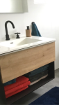 Meuble vasque mixant bois et stratifié noir