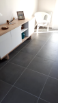 Pose d'un carrelage sur tout le rez-de-chaussée