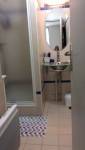 Salle de bain avant travaux à Deauville 
