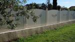 Brise-vues jardin en PVC avec décor personnalisé
