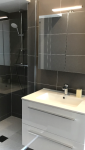 Salle de bain : meuble vasque à tiroirs