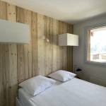 joli bardage bois dans une chambre, aux Deux Alpes