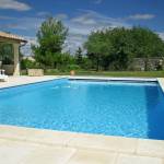 Une belle piscine près de Tours.