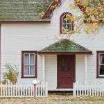 Comment choisir sa clôture sur La Bazoque 14490 ?