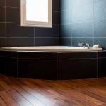 salle de bain parquet teck