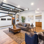 Transformation garage attenant habitation en salon 