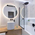 Les solutions pour agrandir visuellement sa salle de bain