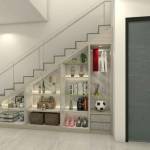 Un placard sur mesure sous l'escalier