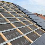 rénovation de toiture en tuiles béton