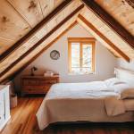 Comment aménager une chambre sous les combles : 4 astuces pour optimiser votre espace