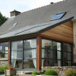 Extension de maison avec toiture pentue ardoise