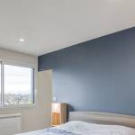 faux-plafond suspendu dans une chambre