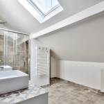 salle de bain sous les combles