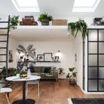 Mezzanine avec échelle accès sous toiture