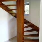 Escalier bois hélicoïdal pour monter au combles