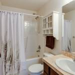 Pourquoi vous devriez séparer vos toilettes et salle de bain