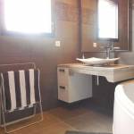 Salle de bain adaptée PMR
