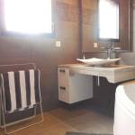 Salle de bain adaptée PMR