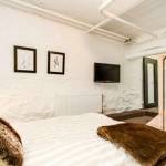 CHAMBRE EN SOUPLEX SUR SAINTES, ROYAN, COGNAC, PONS ET SES ALENTOURS