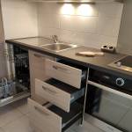 Mobilier de cuisine et électroménager adapté aux petits espaces - bouc-bel-air-13