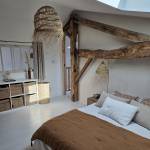 Aménagement de combles avec charpente apparente - Solliès-Toucas 83