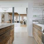 Revêtement de sol en béton ciré pour recouvrir un carrelage - Bouc Bel Air