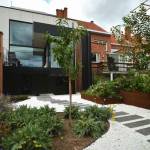 Allée de jardin et espace paysager