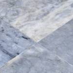 Comment nettoyer son sol en marbre à Saintes, Royan, Cognac et les alentours ?