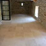 revêtement de sol en pierre