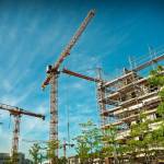 Le ravalement de façade peut aussi permettre d'améliorer les performances thermiques du bâtiment.