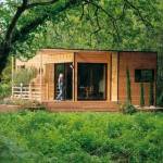 Maison bioclimatique sous l'ombrage d'un arbre - Hyères 83